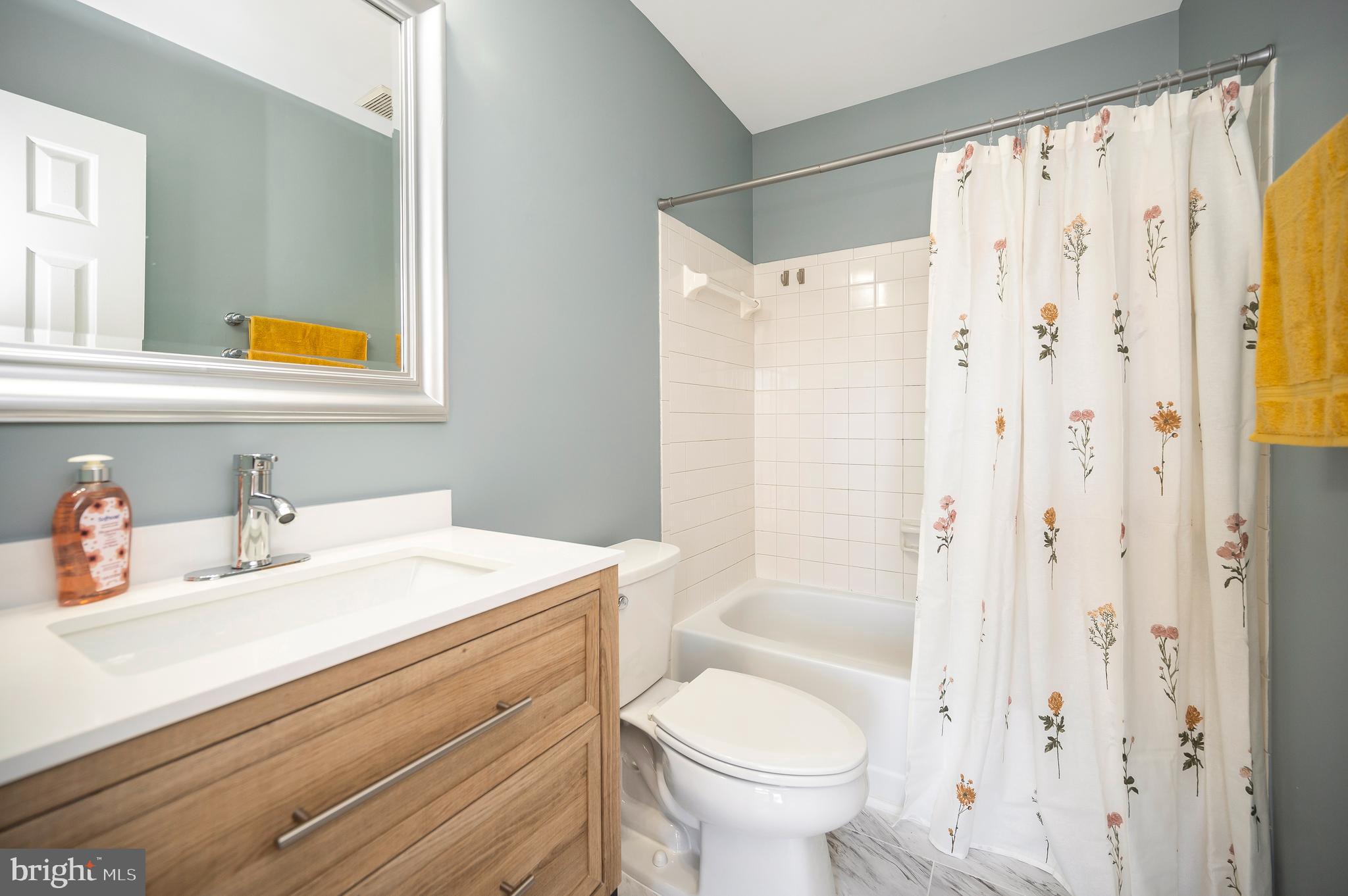 WILLIAMSTOWN - Residential