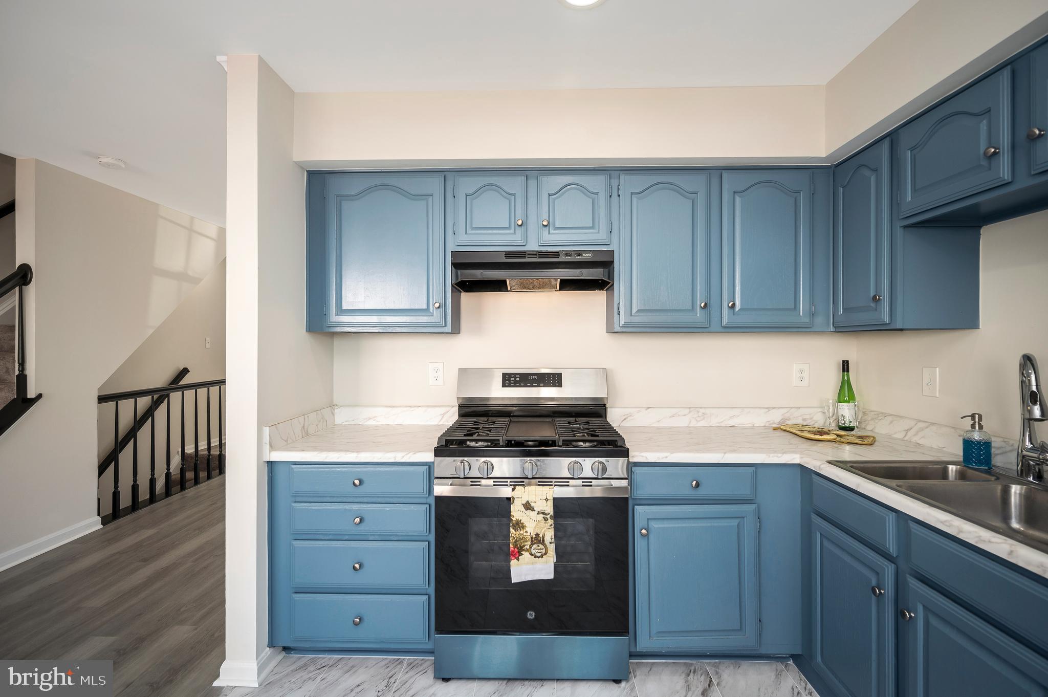 WILLIAMSTOWN - Residential