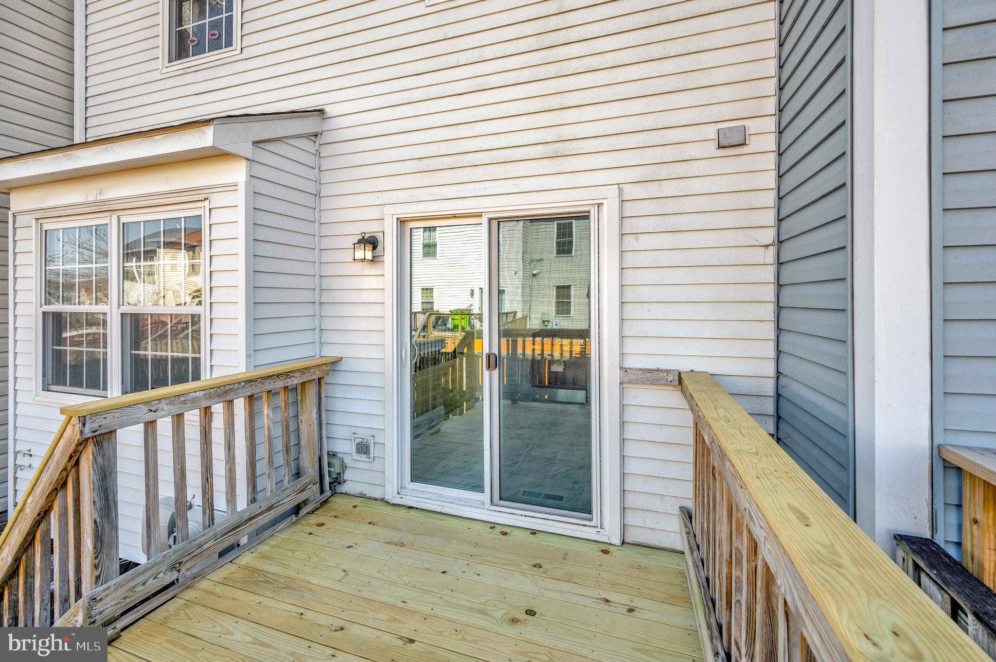 WILLIAMSTOWN - Residential