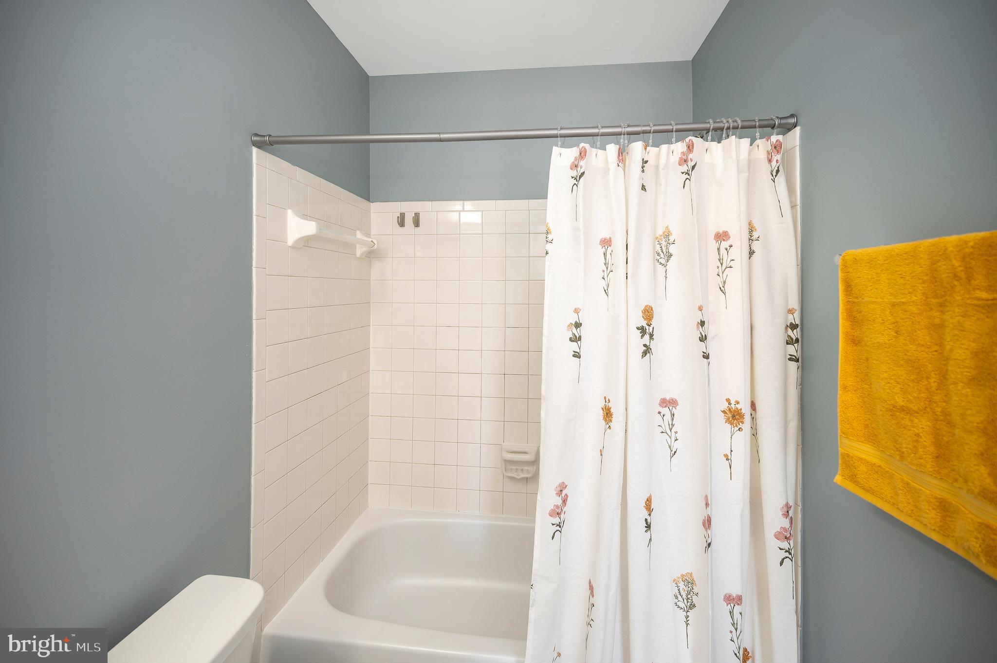 WILLIAMSTOWN - Residential