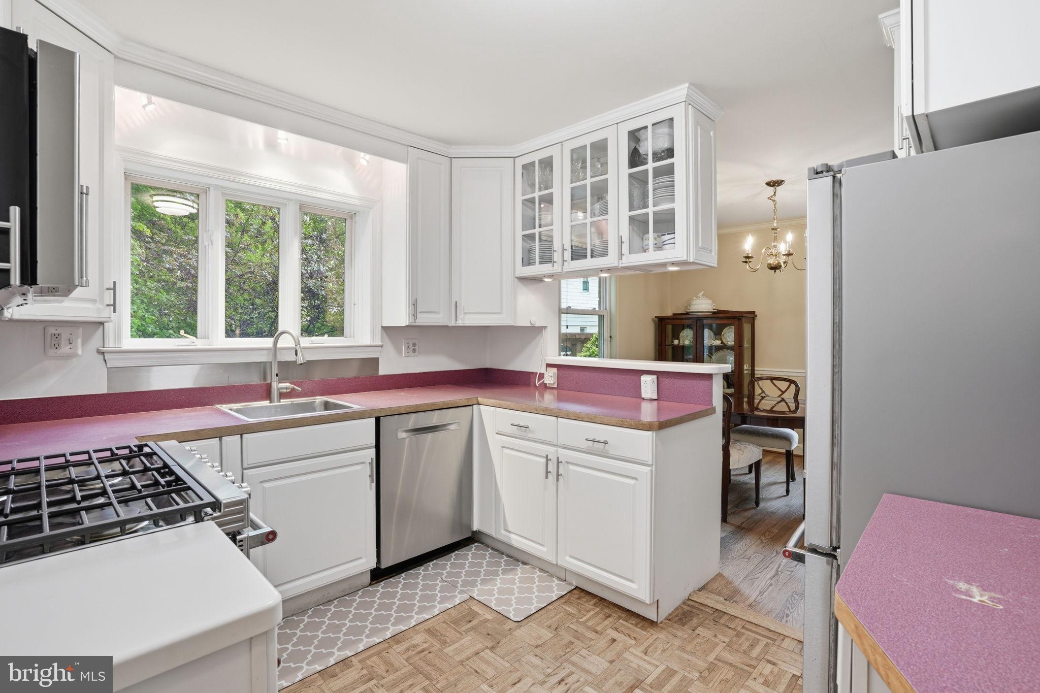 GLEN MAR PARK - Residential