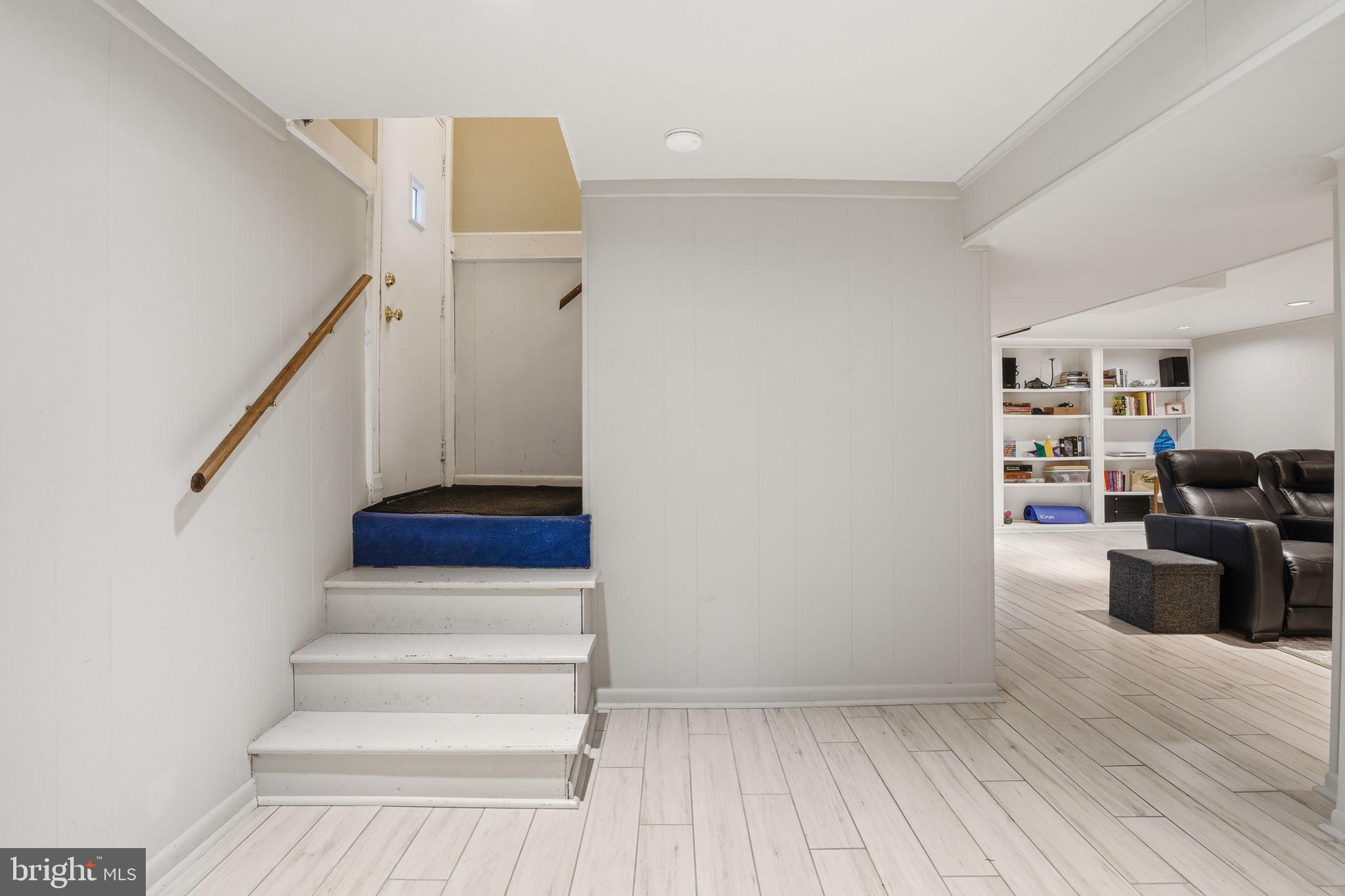 GLEN MAR PARK - Residential