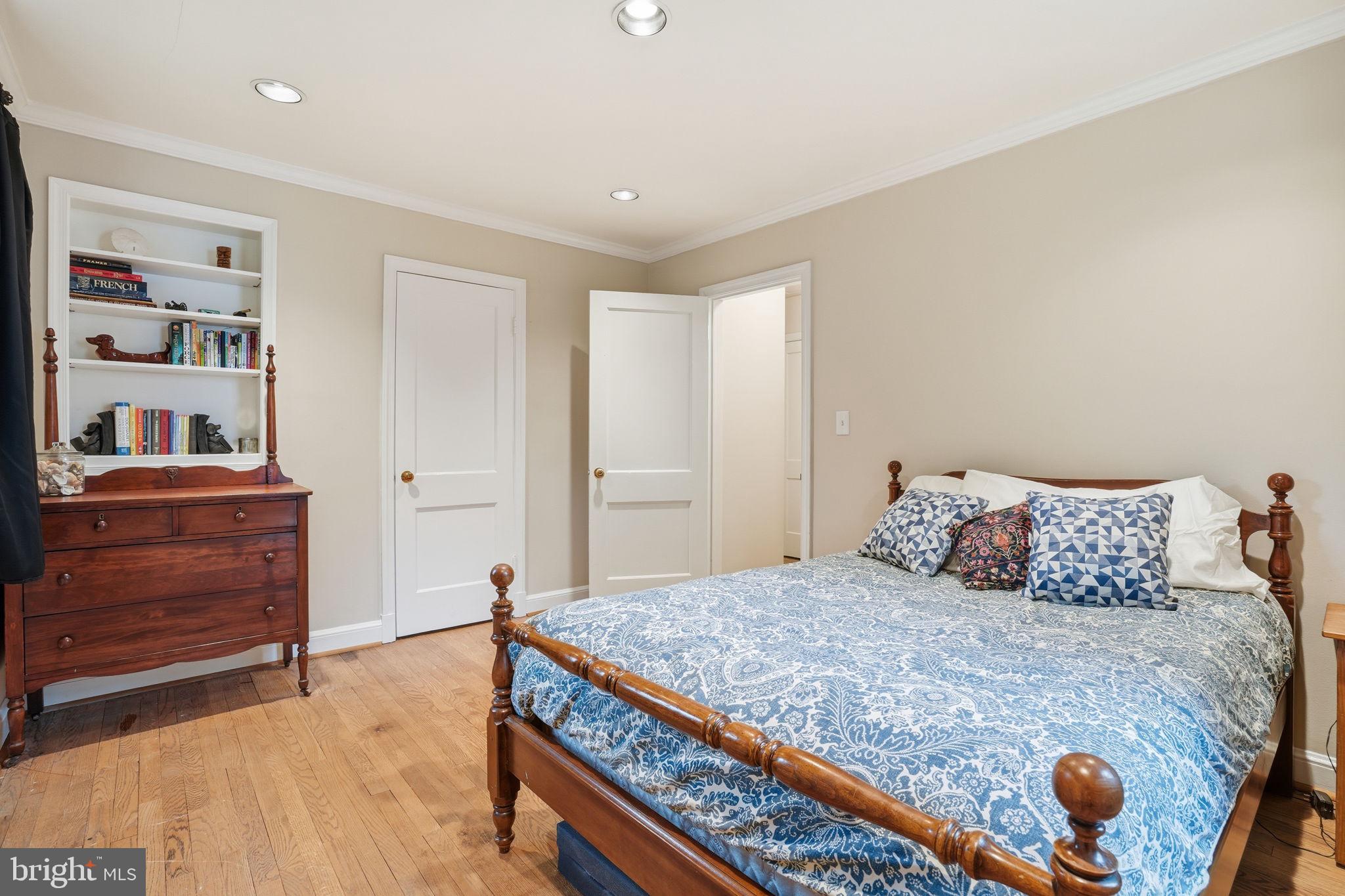 GLEN MAR PARK - Residential