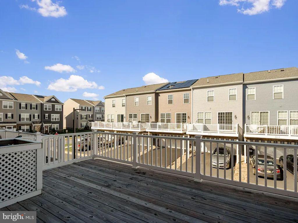 LANDING AT CENTRAL PARK - Residential Lease