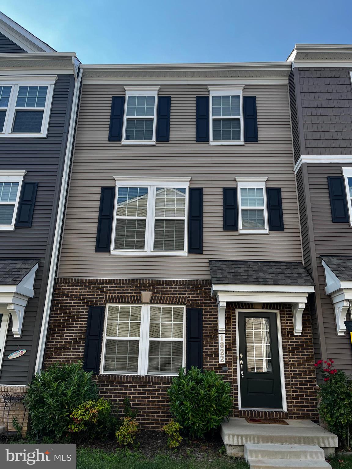 LANDING AT CENTRAL PARK - Residential Lease