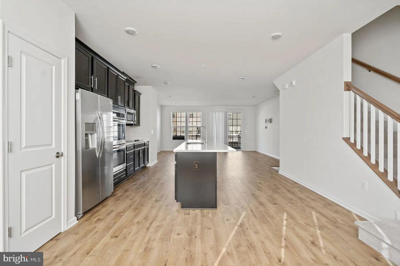 LANDING AT CENTRAL PARK - Residential Lease