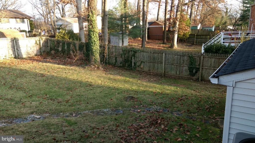 WHEATON WOODS - Residential Lease