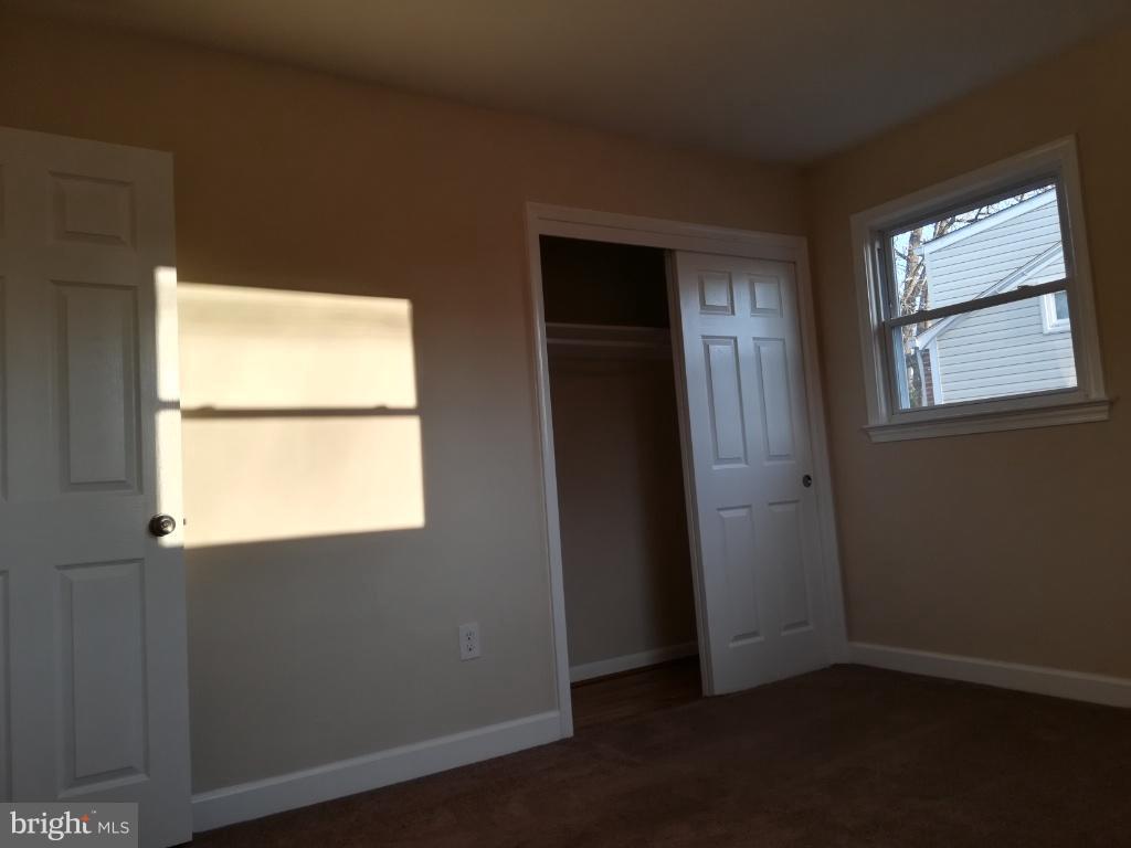 WHEATON WOODS - Residential Lease