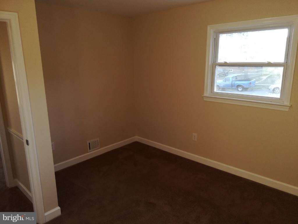 WHEATON WOODS - Residential Lease