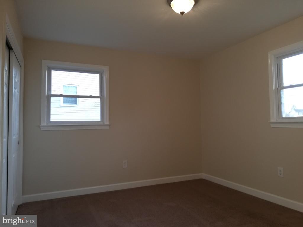 WHEATON WOODS - Residential Lease