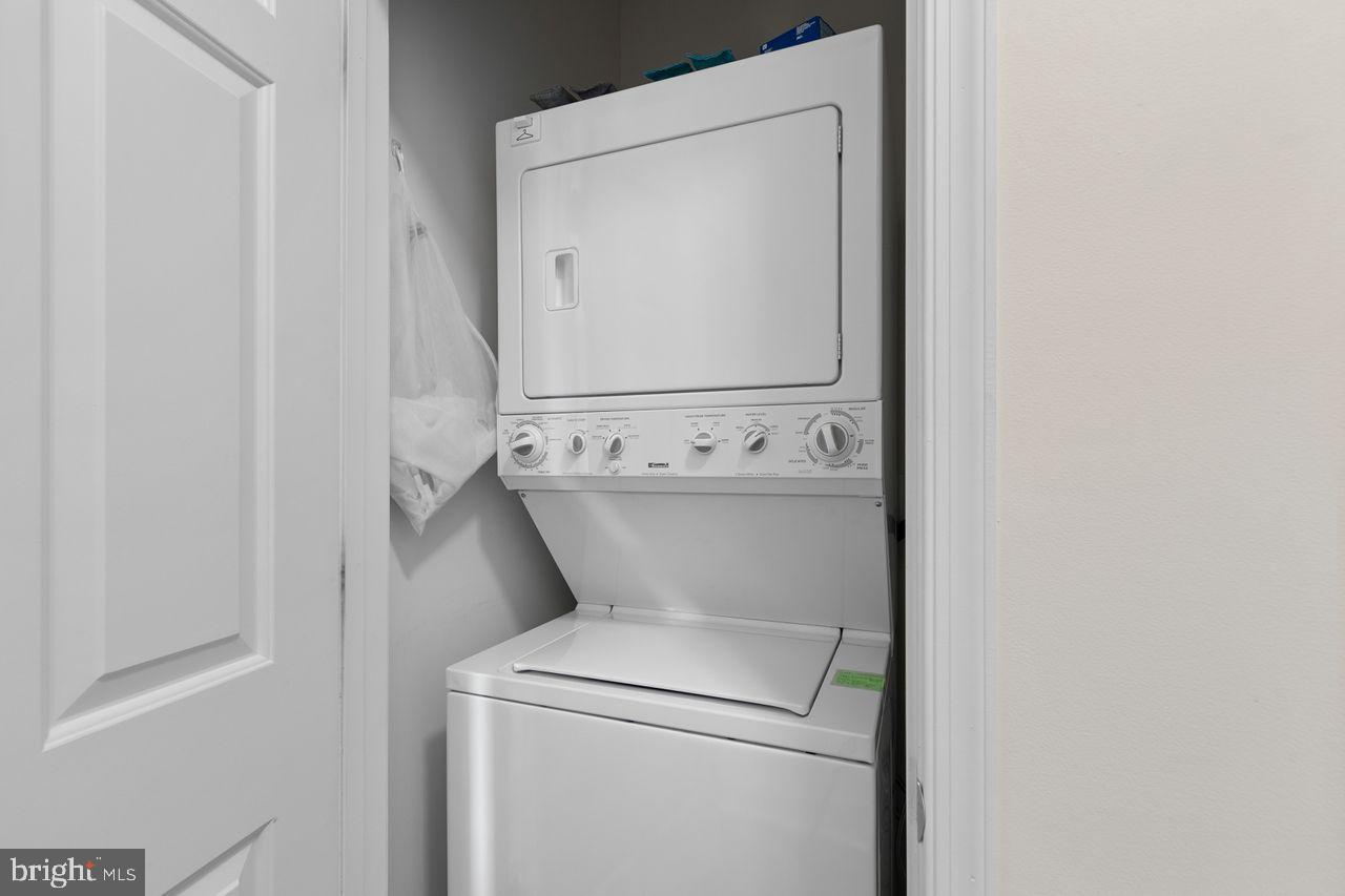 CEDAR BAY - Residential