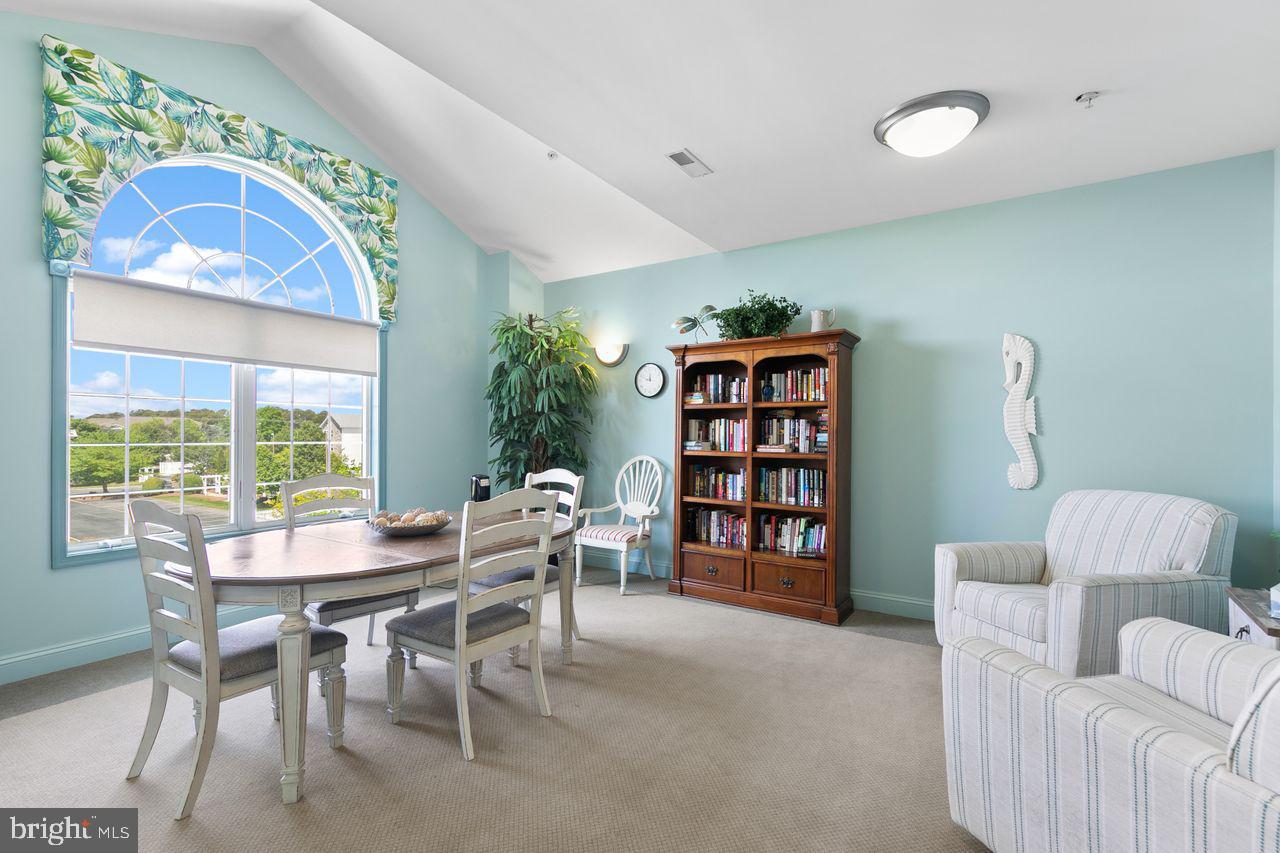 CEDAR BAY - Residential