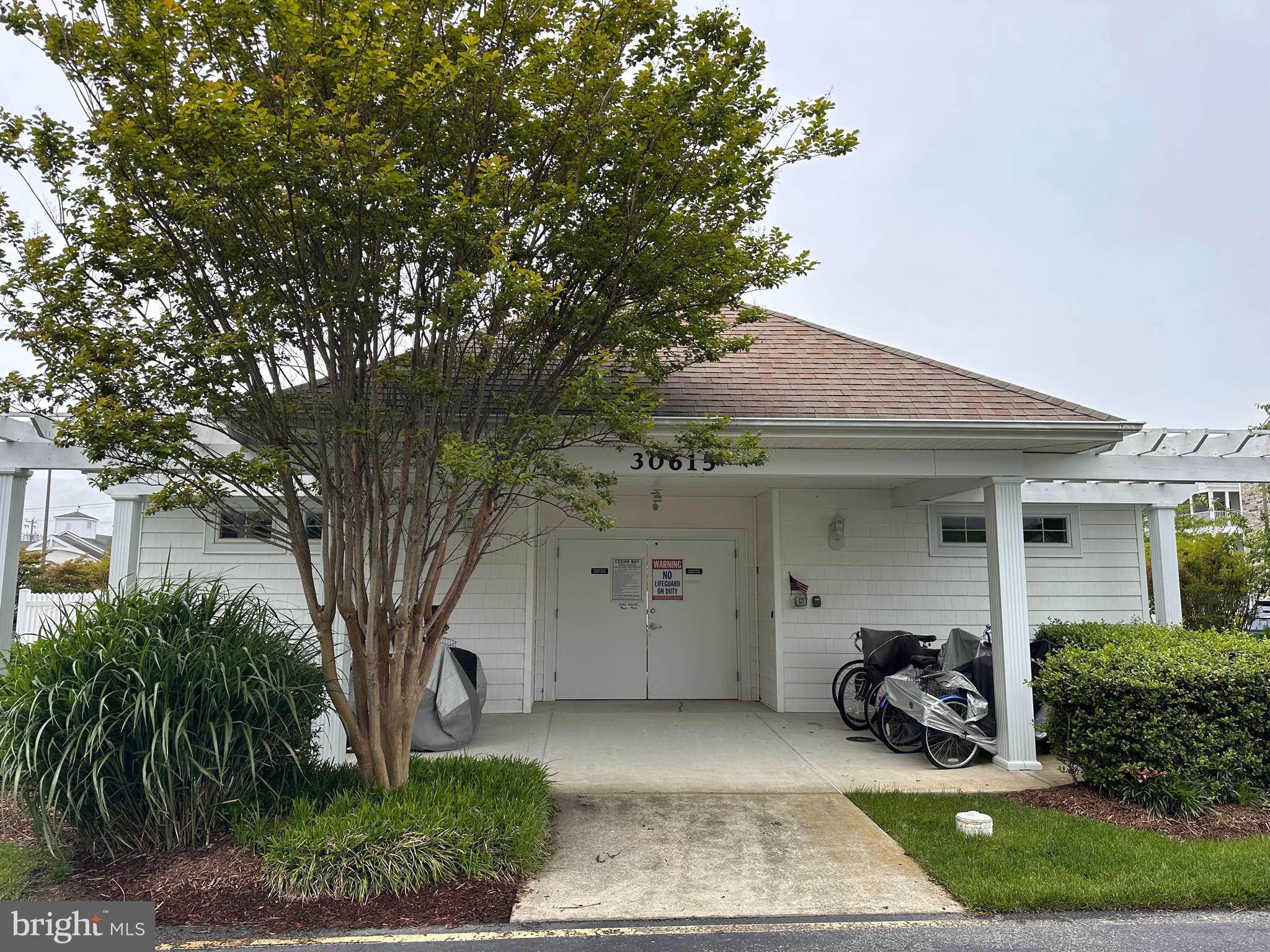 CEDAR BAY - Residential