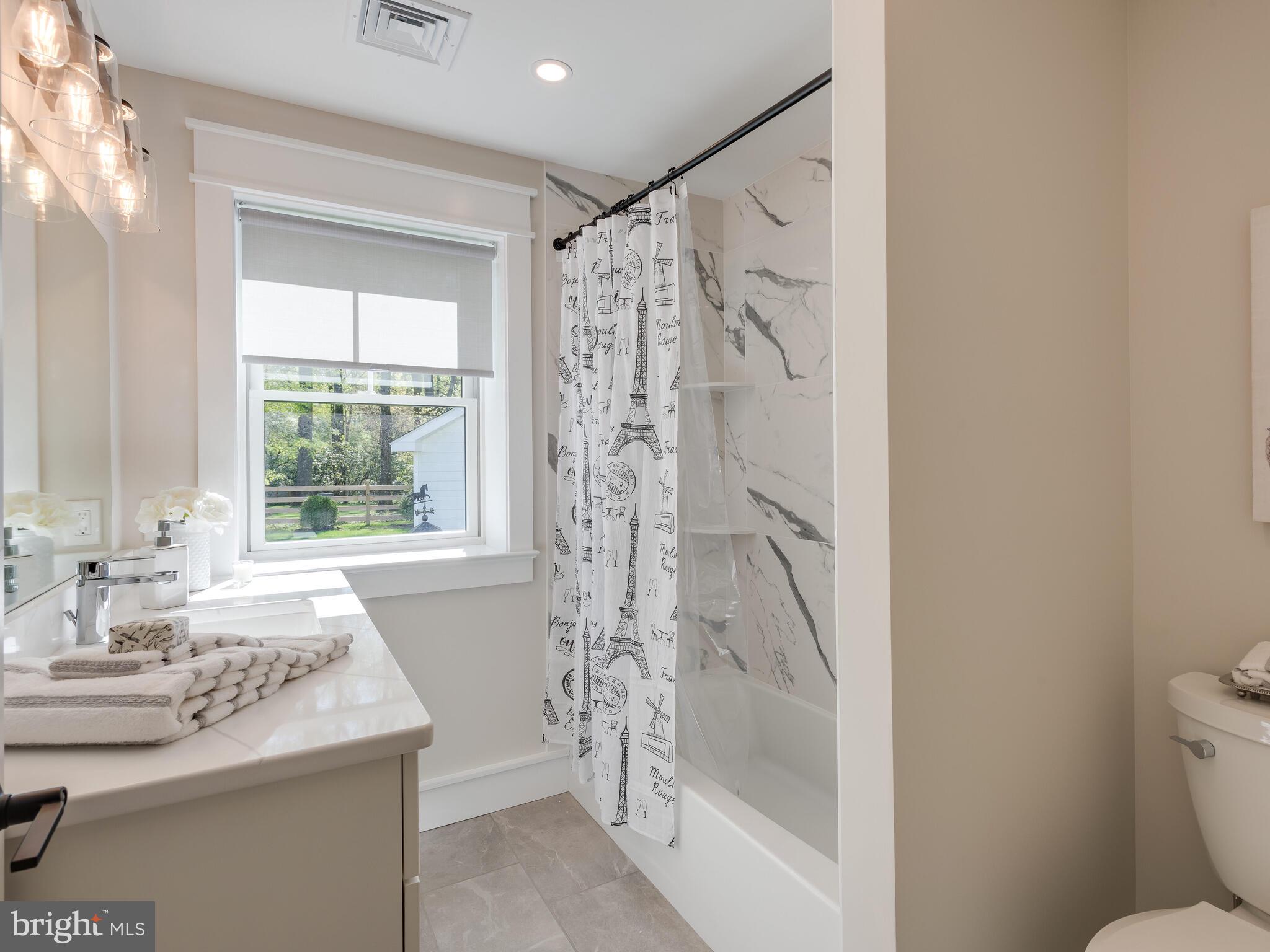 PHEASANT RUN - Residential