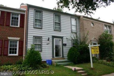 ROCKSHIRE TOWNHOMES - Residential Lease