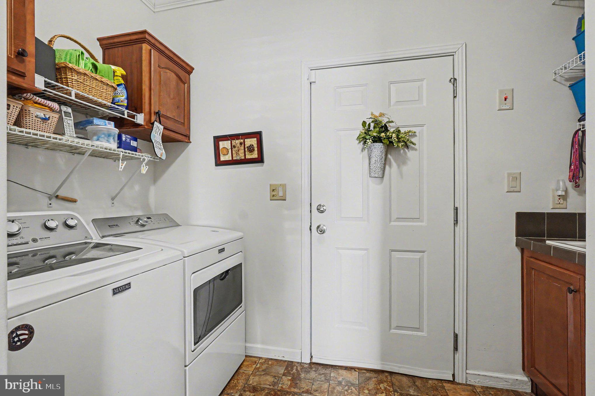 VILLAGE OF CECIL WOODS - Residential