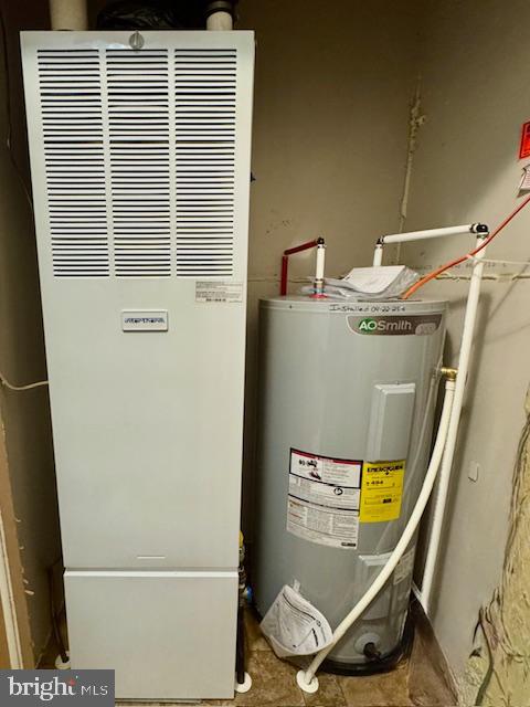 VILLAGE OF CECIL WOODS - Residential