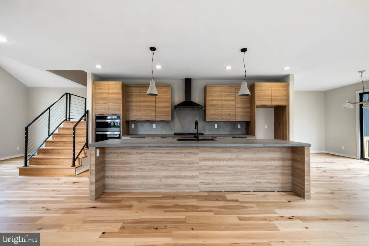 McLean, Virginia 22101, United States, ,Land,Active,93345