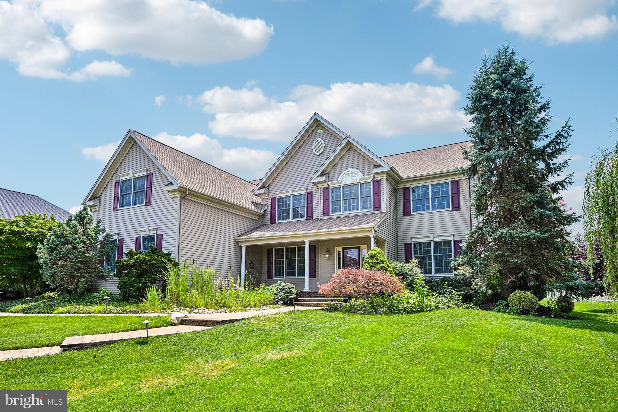 28 CASTLETON LANE