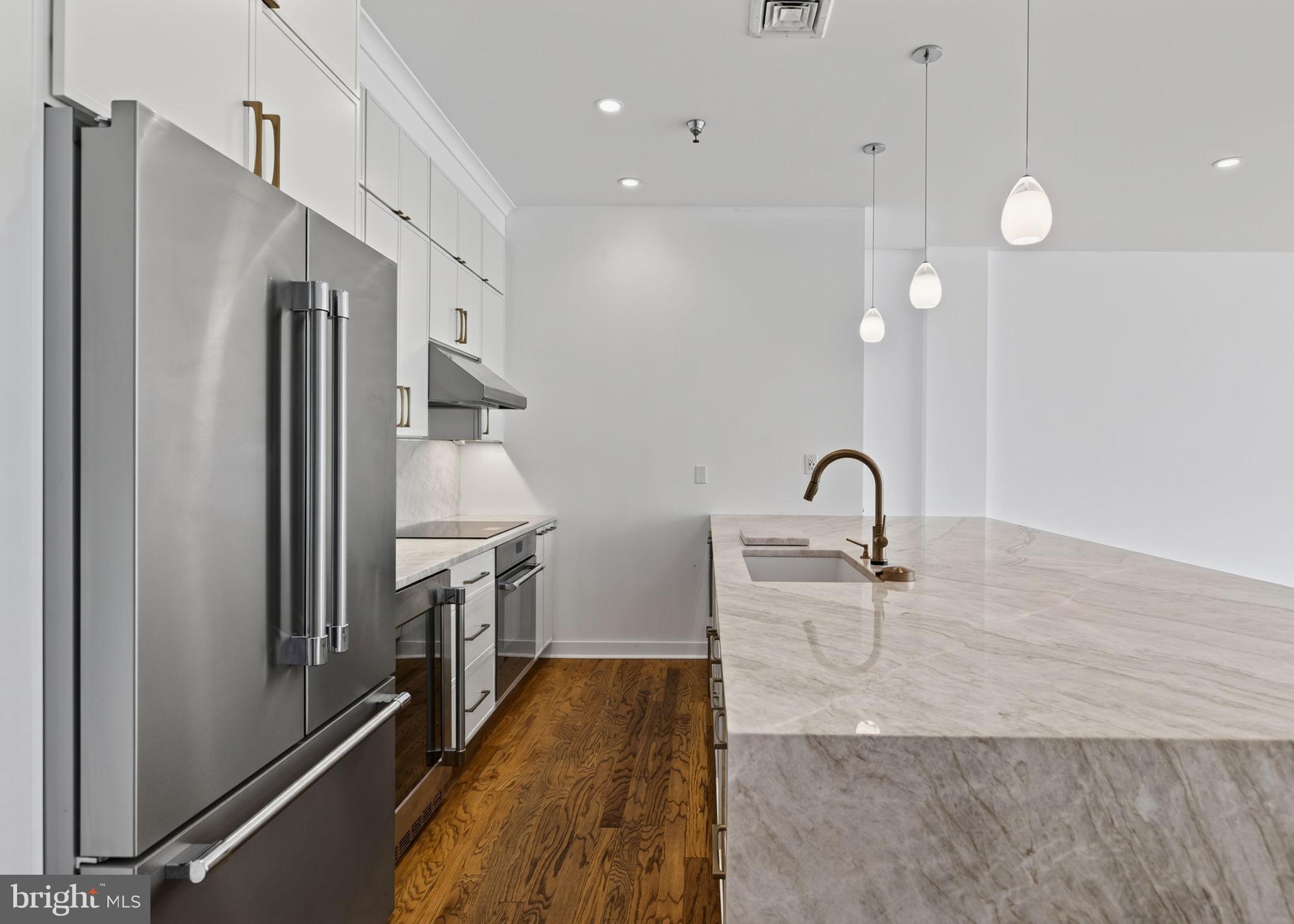 23 S 23RD STREET 6E