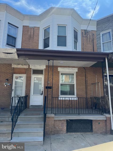 Townhouse For Sale - 1668 Fillmore Street<br/> PHILADELPHIA, PA 19124