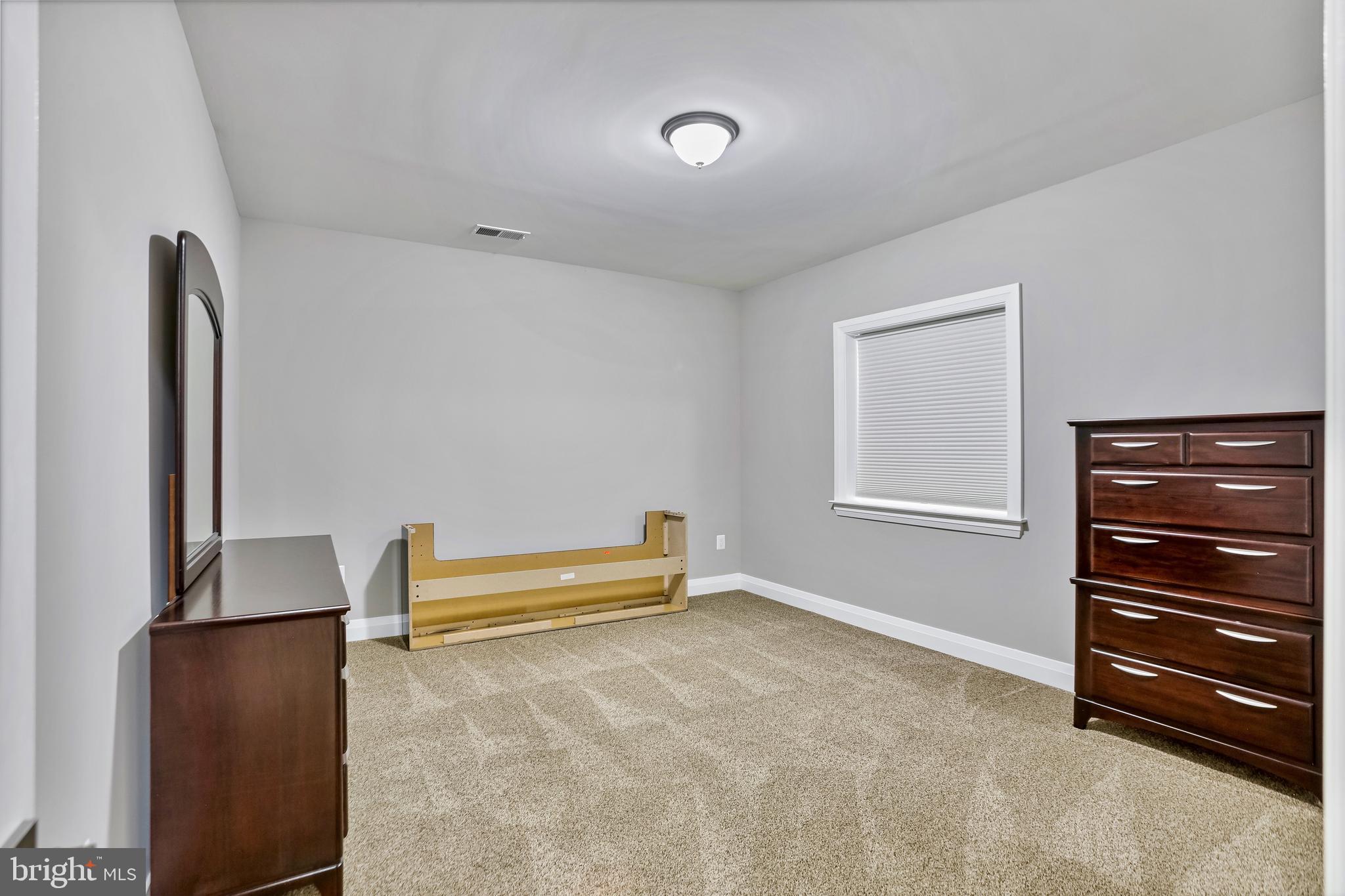 GREENS SOUTH AT WILLOWSF - Residential