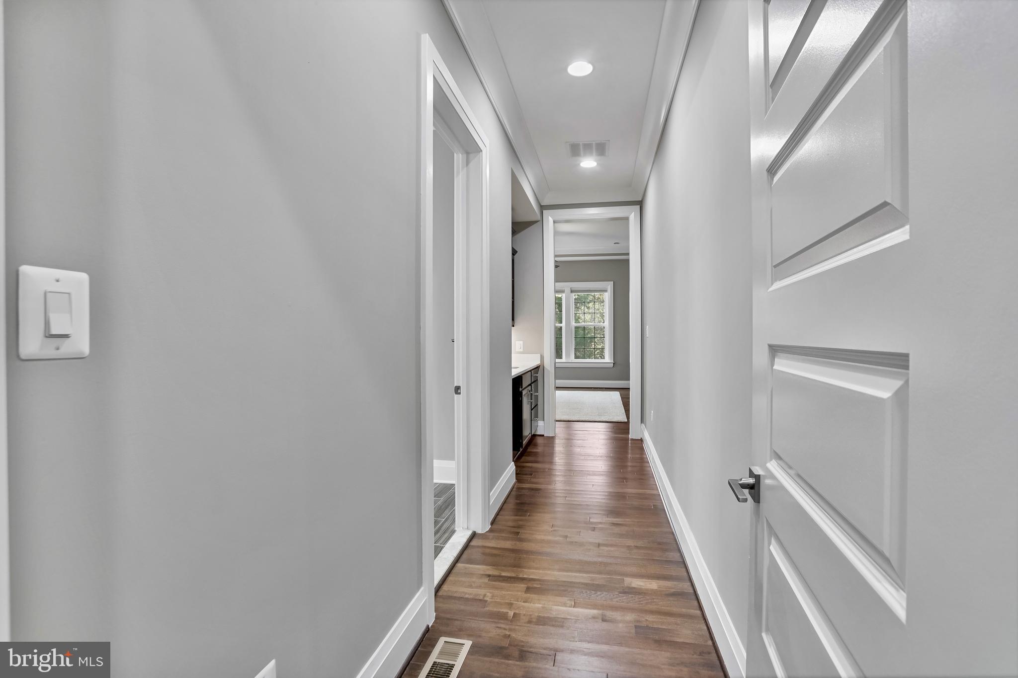 GREENS SOUTH AT WILLOWSF - Residential