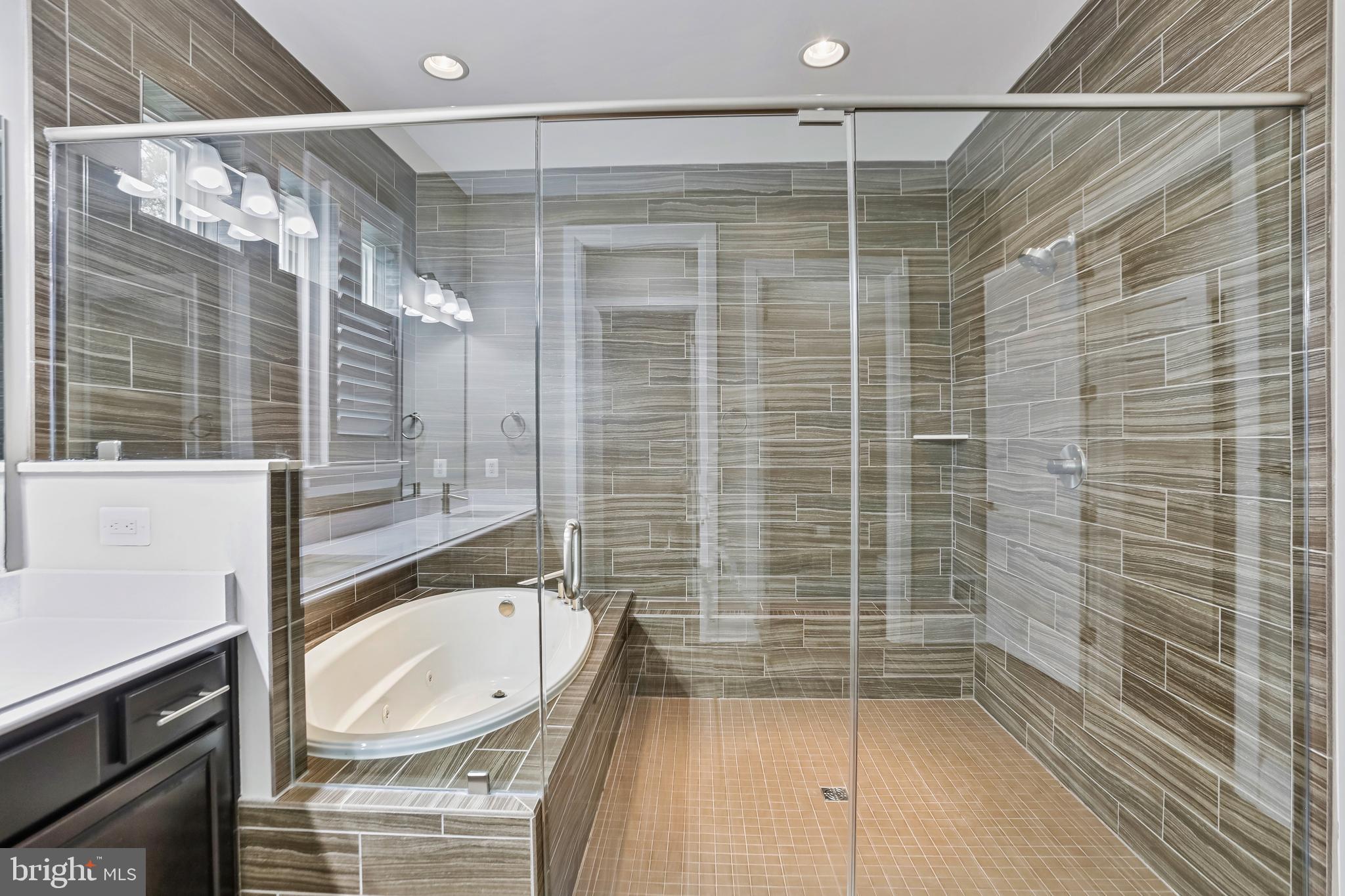 GREENS SOUTH AT WILLOWSF - Residential