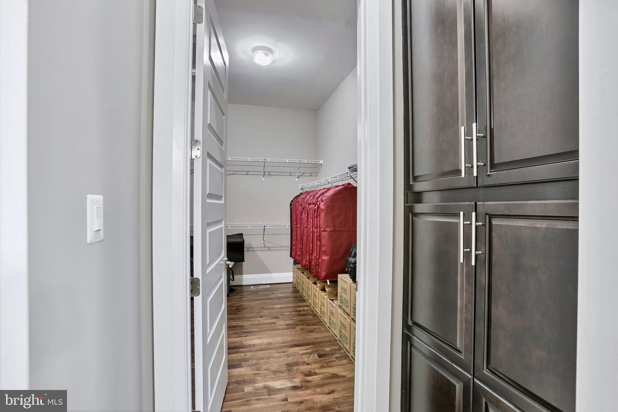 GREENS SOUTH AT WILLOWSF - Residential