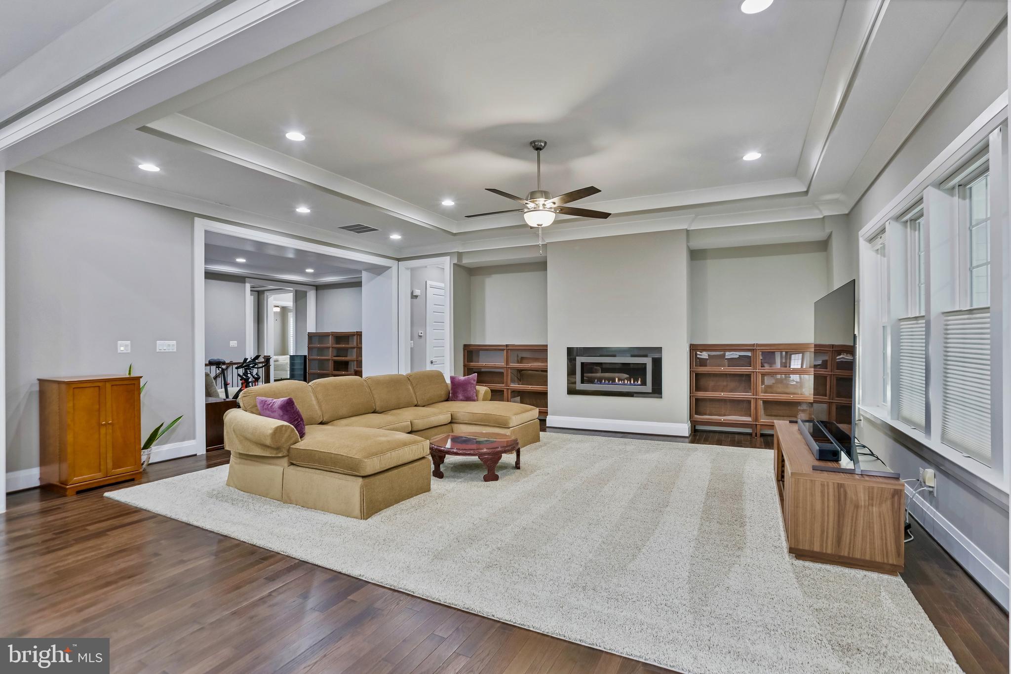 GREENS SOUTH AT WILLOWSF - Residential