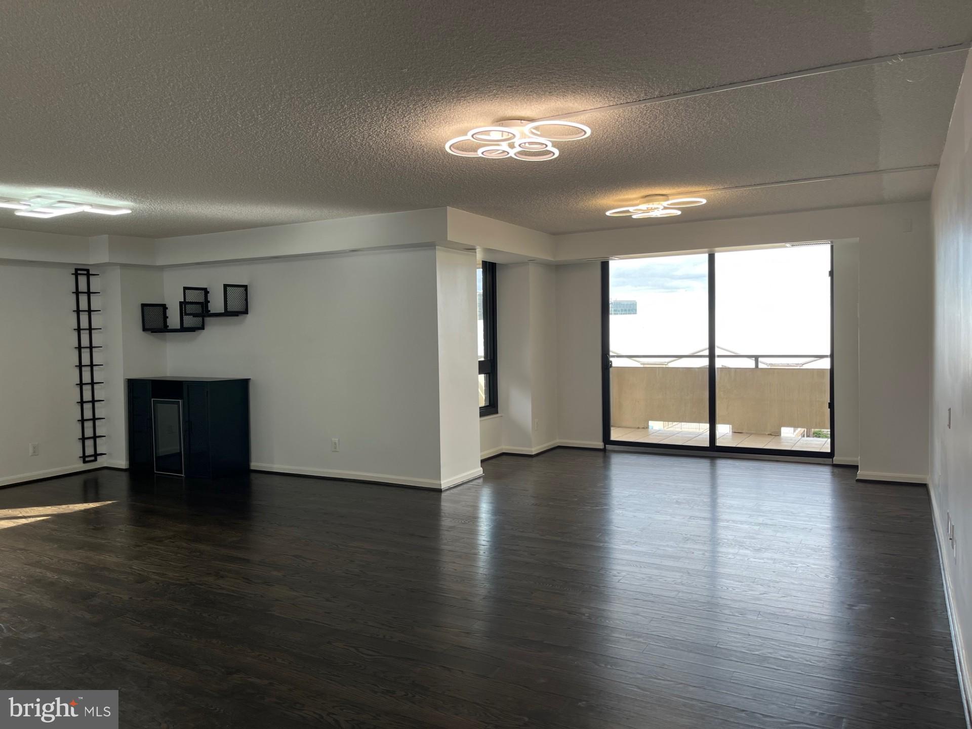 REGENCY AT MCLEAN - Residential Lease