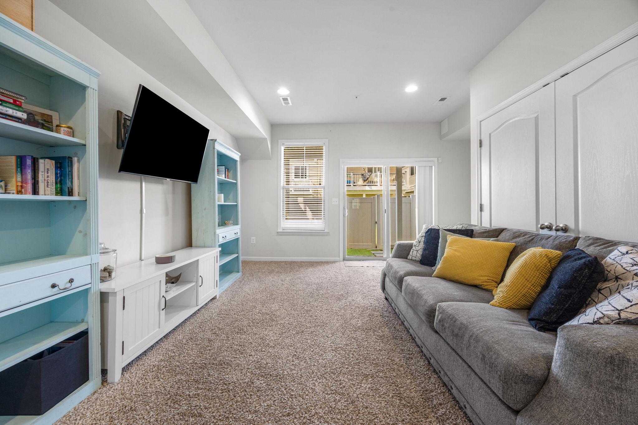 523 PEBBLEBROOK LANE