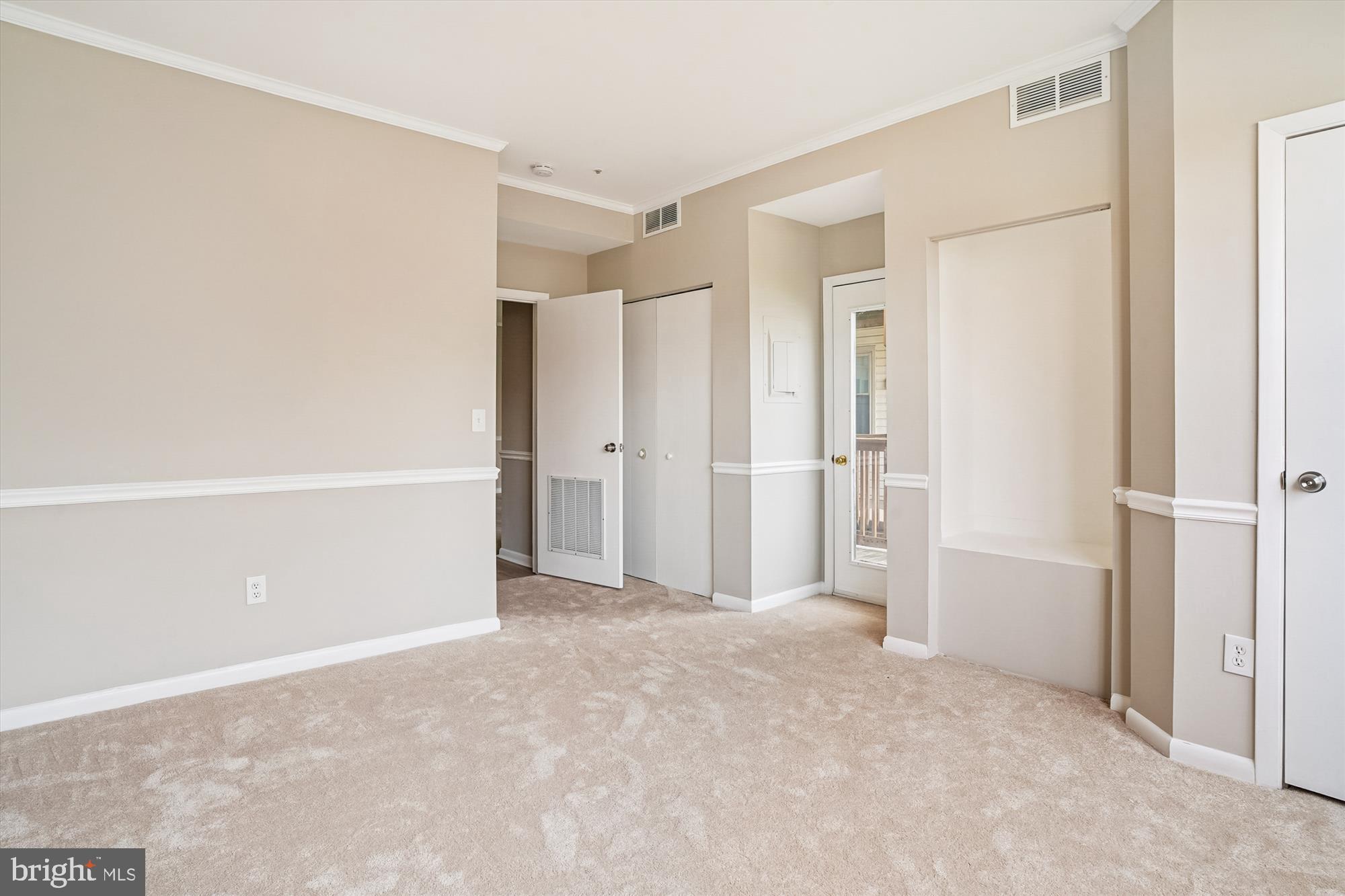 ANNAPOLIS OVERLOOK - Residential