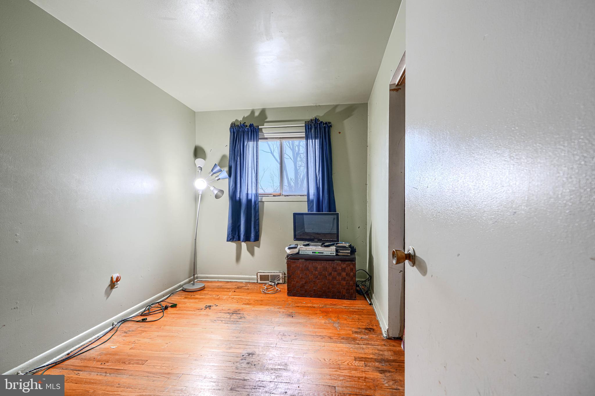 PEPPER MILL VILLAGE - Residential