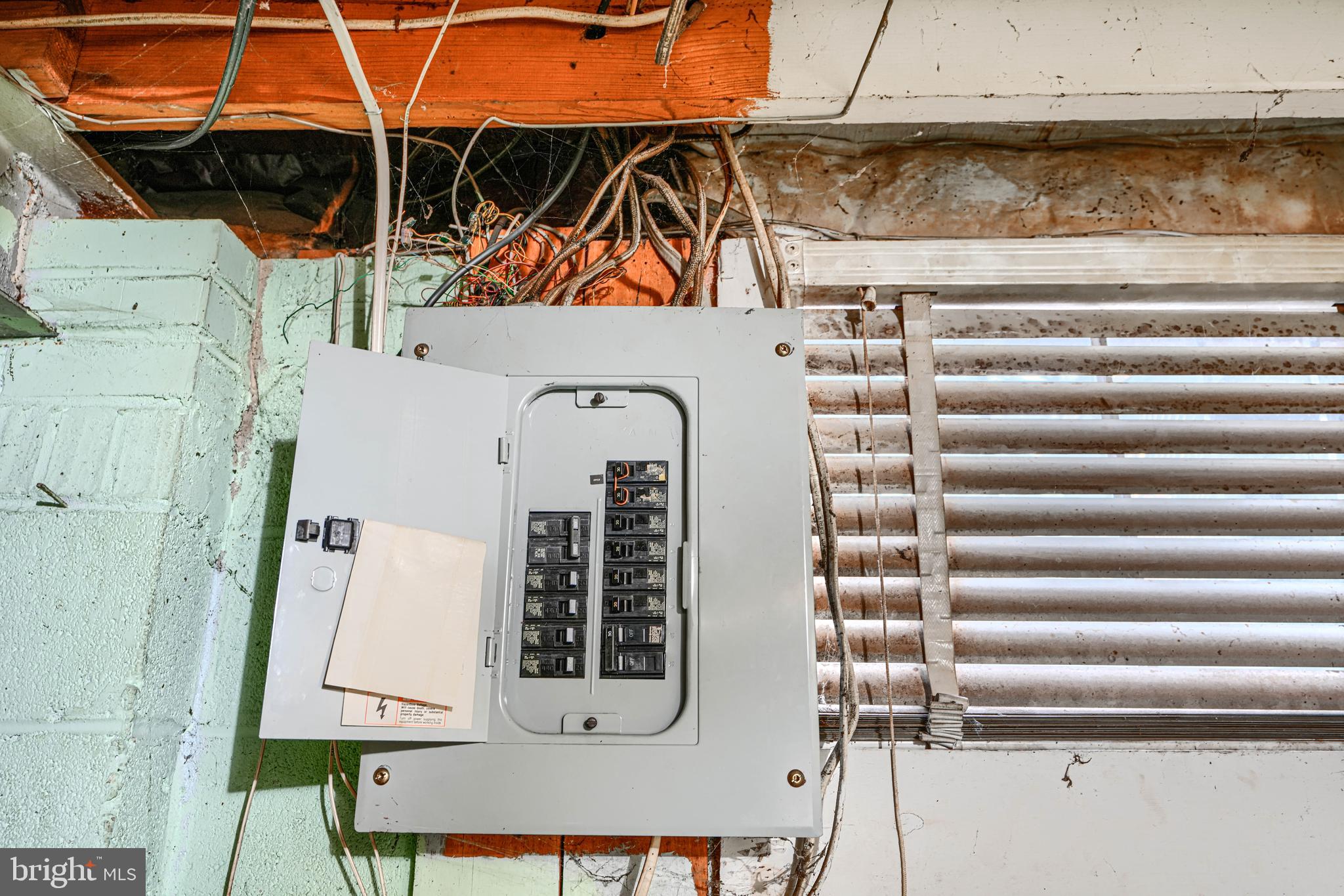 PEPPER MILL VILLAGE - Residential