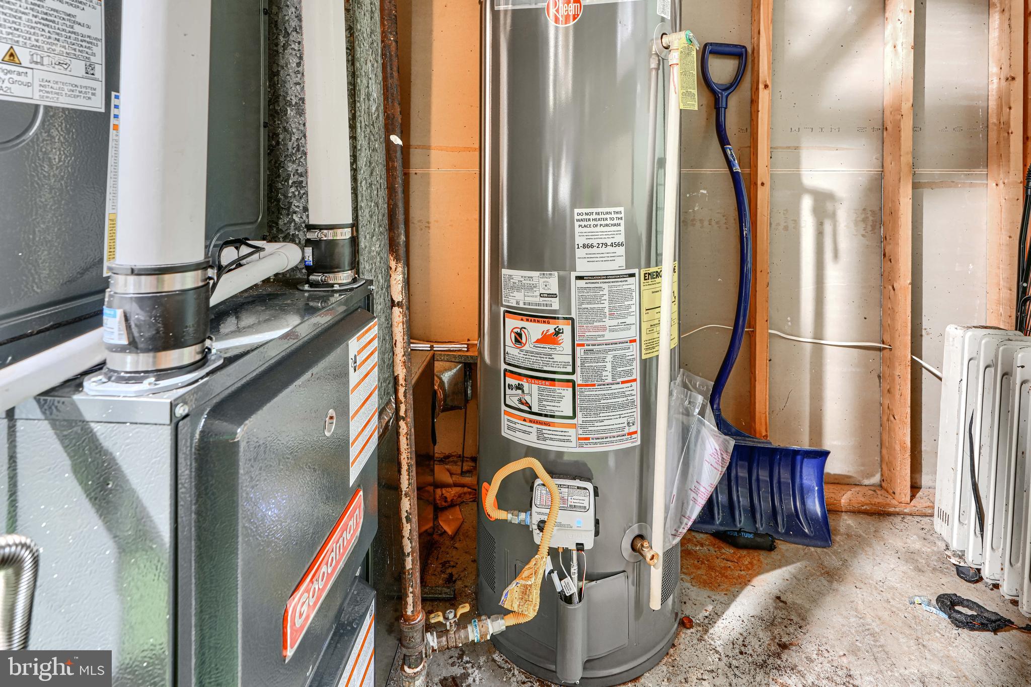 PEPPER MILL VILLAGE - Residential