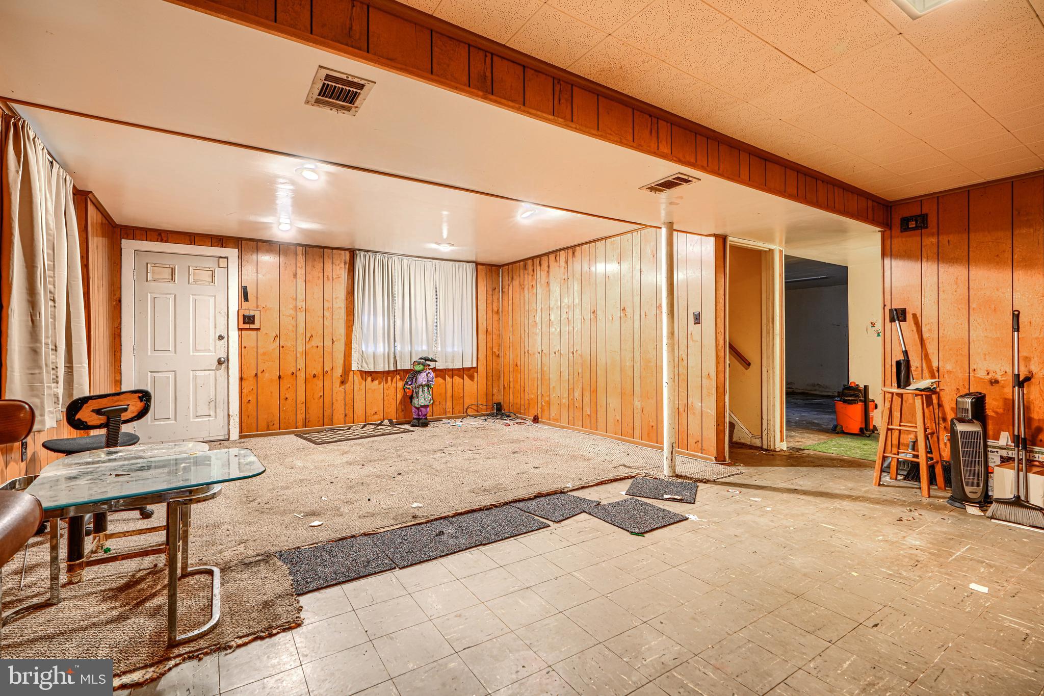 PEPPER MILL VILLAGE - Residential