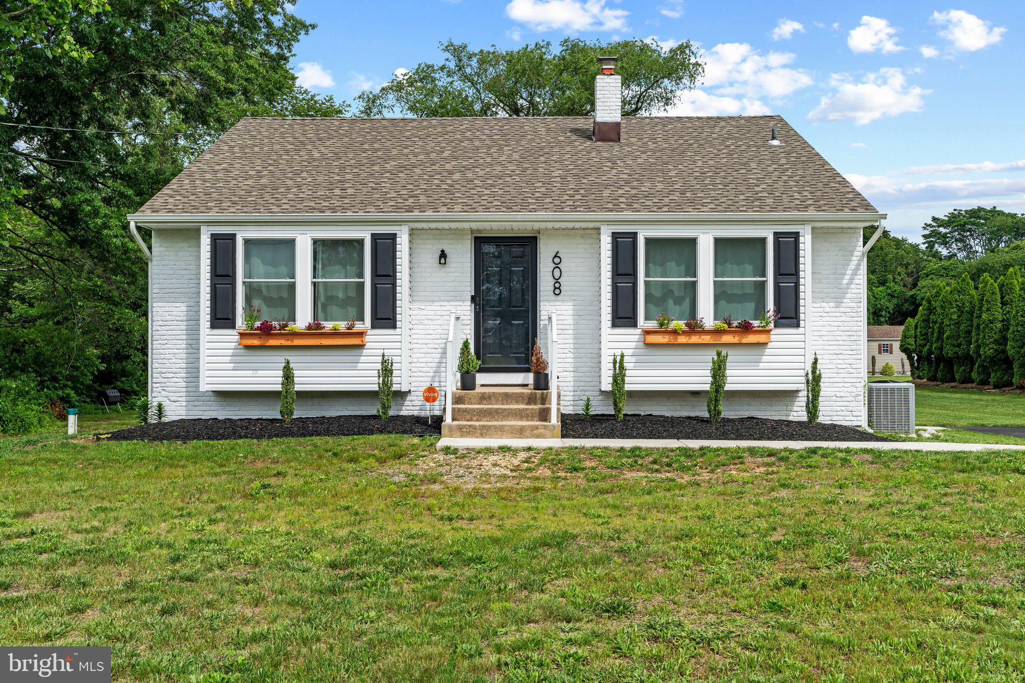 608 JONES ROAD