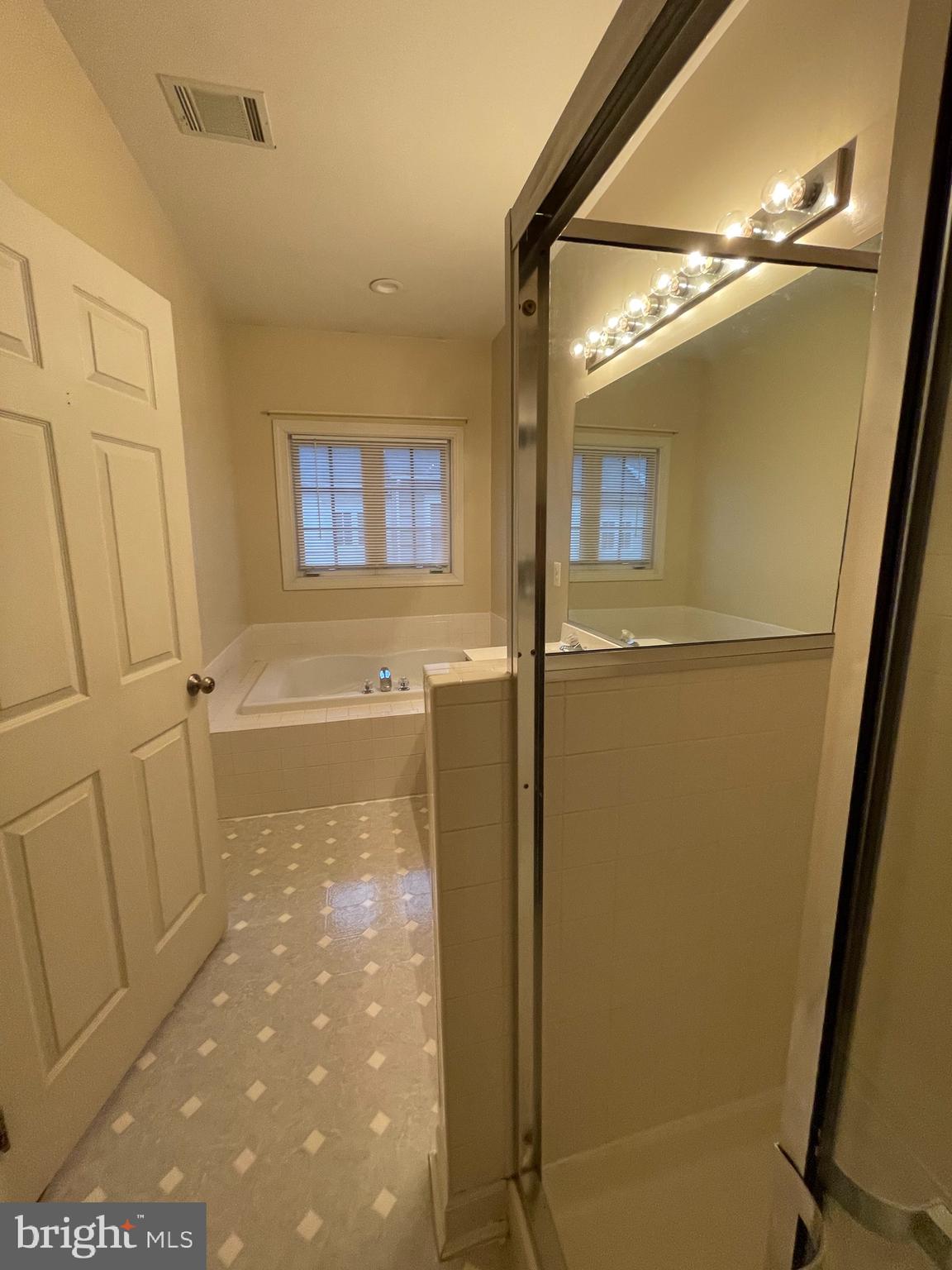 CARR AT CEDAR LAKES - Residential Lease