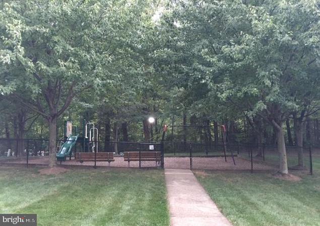 CARR AT CEDAR LAKES - Residential Lease