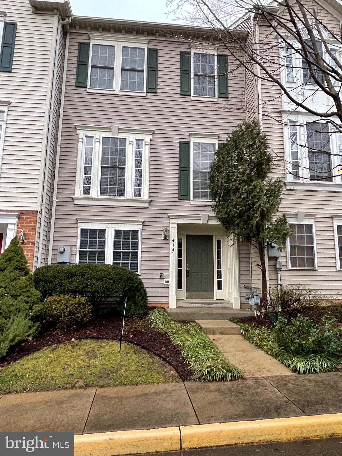 CARR AT CEDAR LAKES - Residential Lease