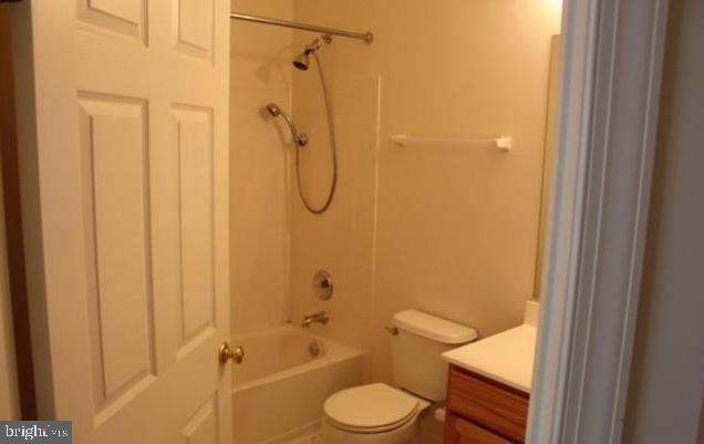 CARR AT CEDAR LAKES - Residential Lease