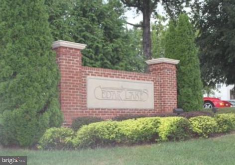 CARR AT CEDAR LAKES - Residential Lease