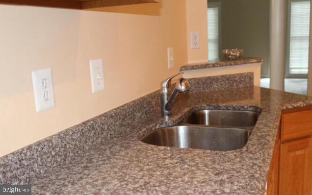 CARR AT CEDAR LAKES - Residential Lease