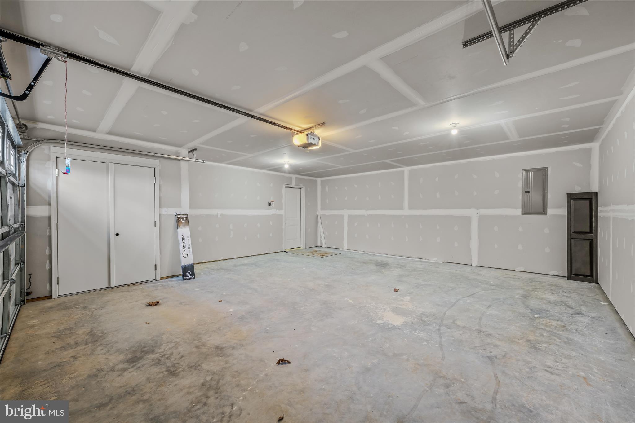 GRANDVIEW ESTATES - Residential