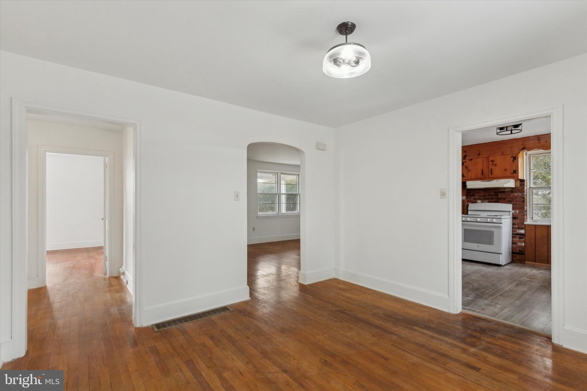 DEVON DOWNS - Residential Lease