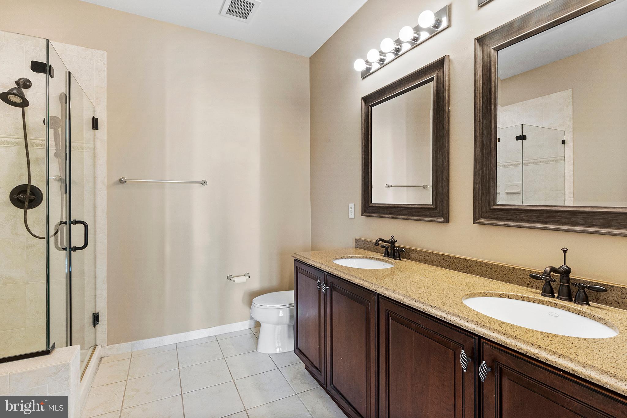THE GRANDE AT RIVERVIEW - Residential Lease