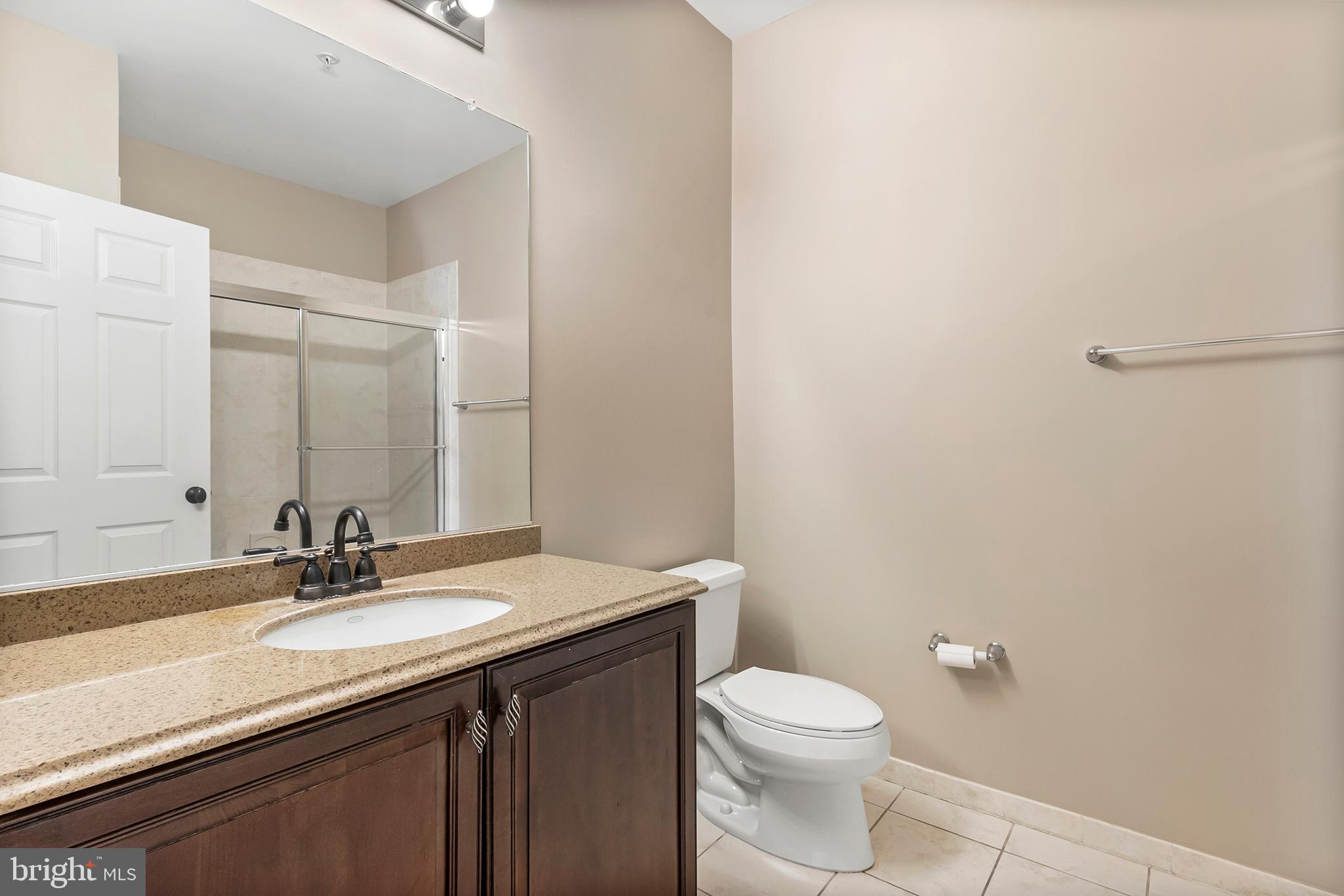 THE GRANDE AT RIVERVIEW - Residential Lease