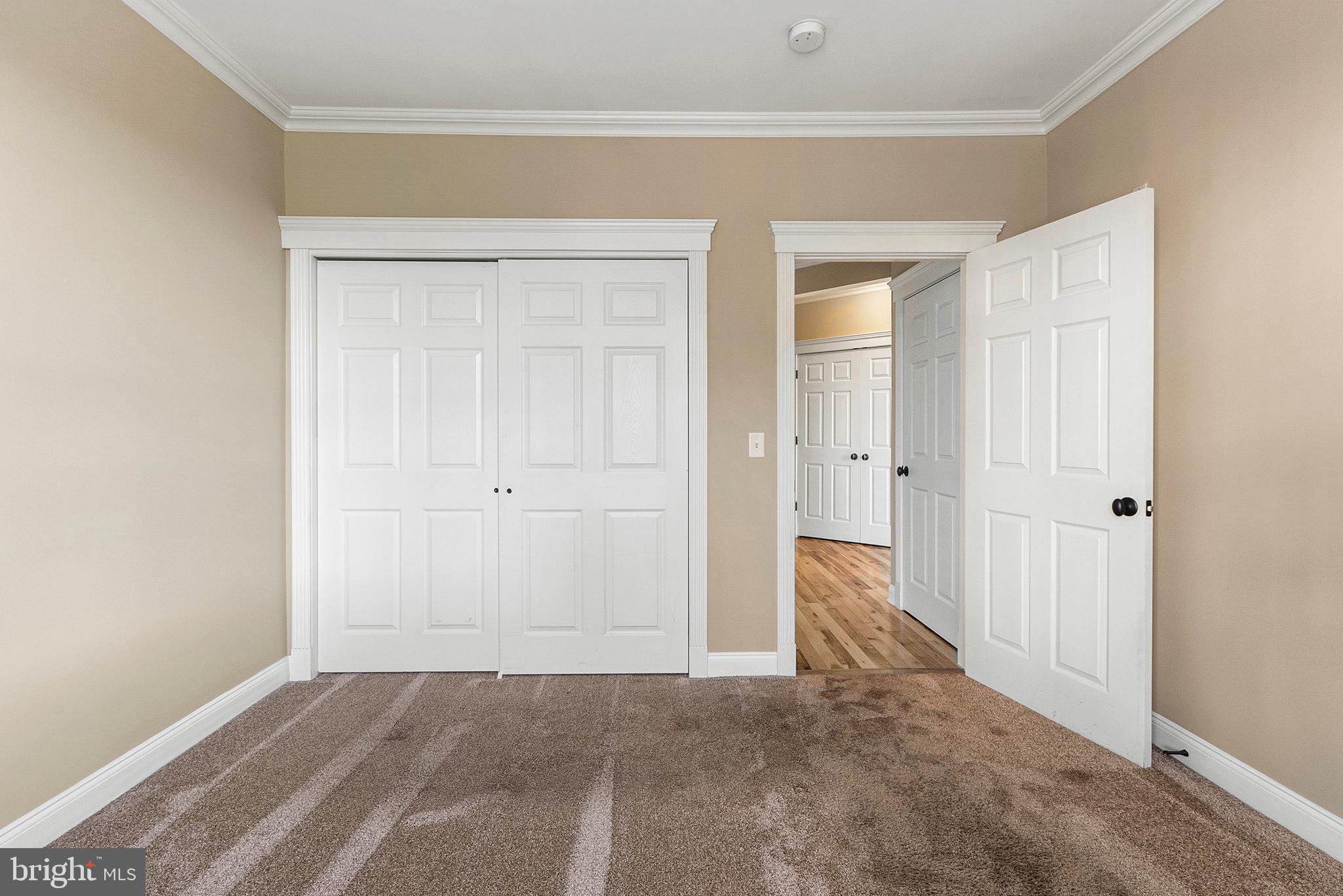 THE GRANDE AT RIVERVIEW - Residential Lease