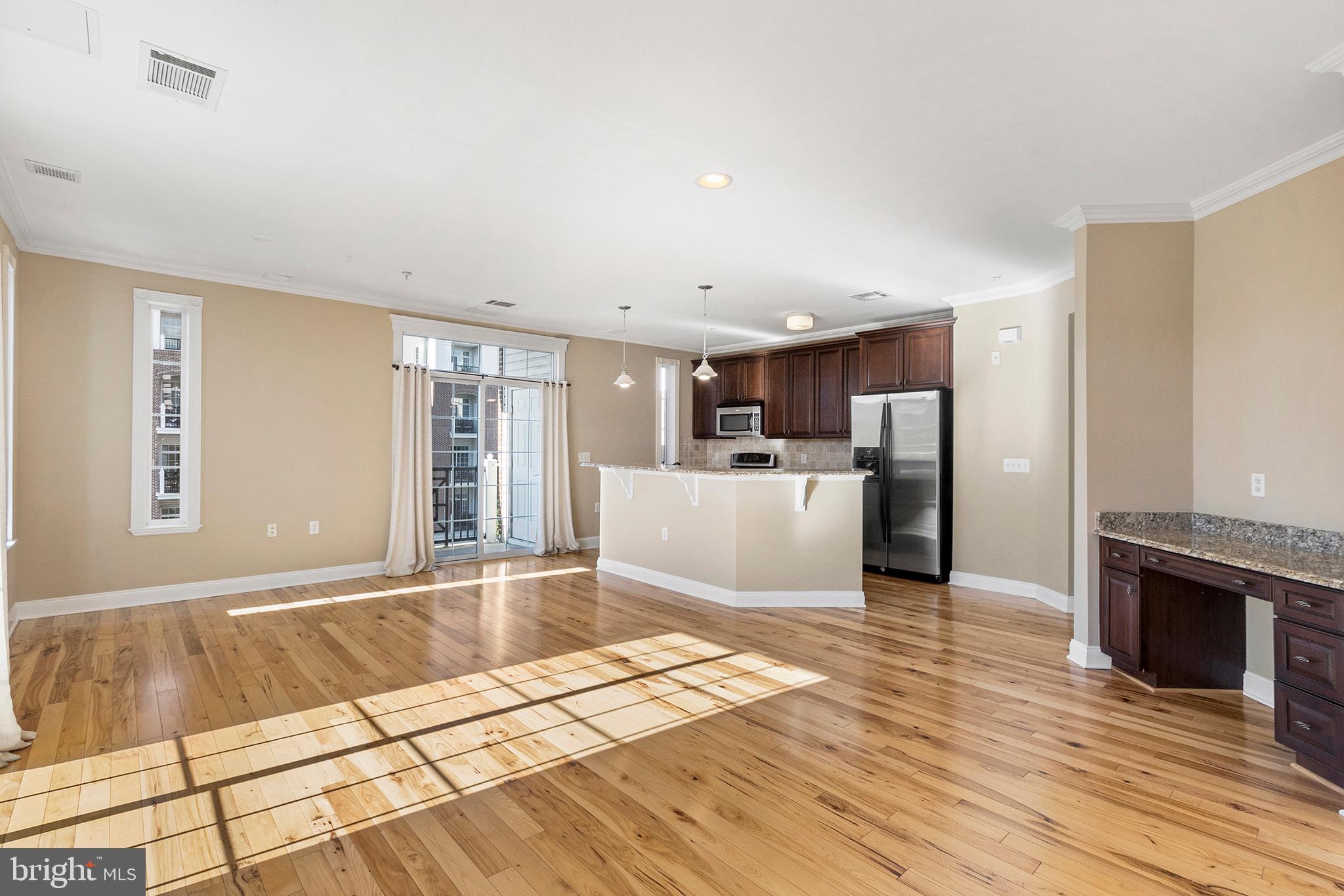 THE GRANDE AT RIVERVIEW - Residential Lease